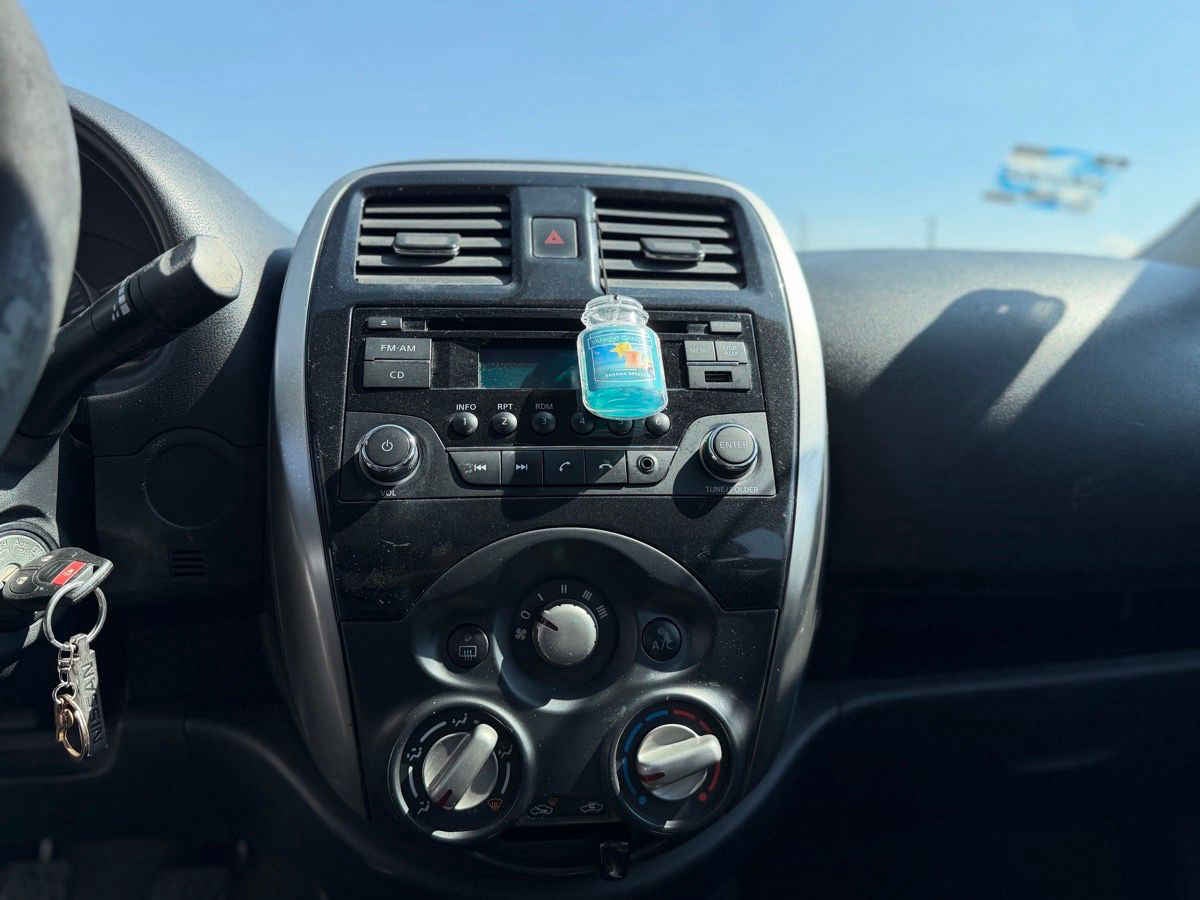 2018 Nissan March 5p Advance L4/1.6 Man