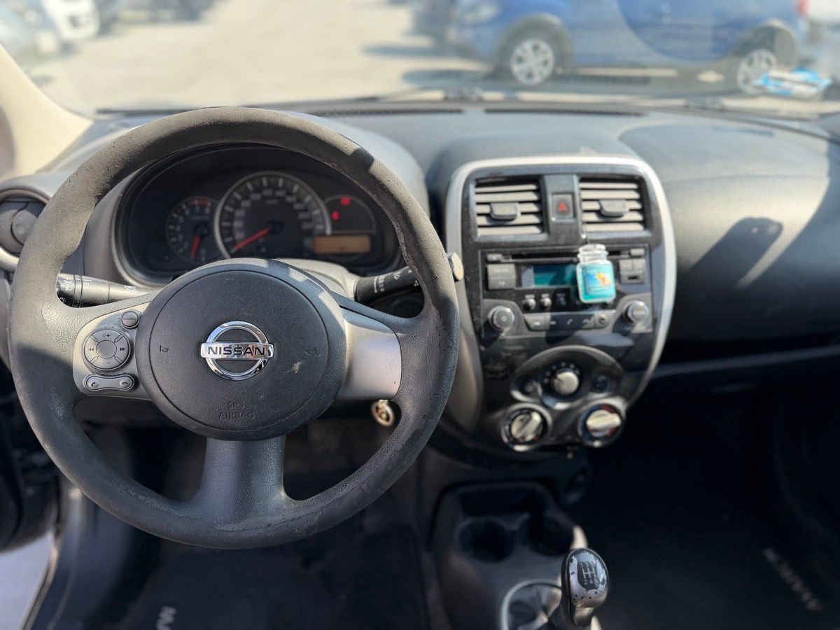 2018 Nissan March 5p Advance L4/1.6 Man