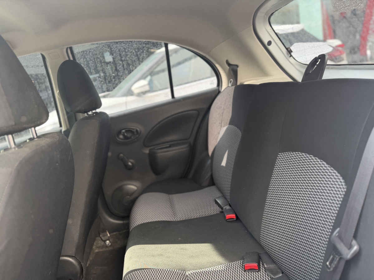 2022 Nissan March 5p Sense L4/1.6 Aut