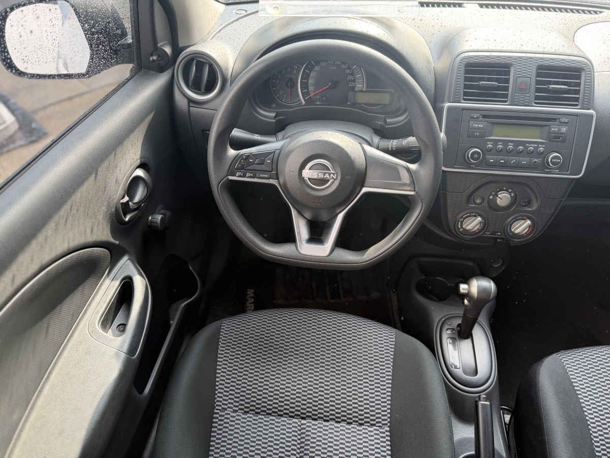 2022 Nissan March 5p Sense L4/1.6 Aut