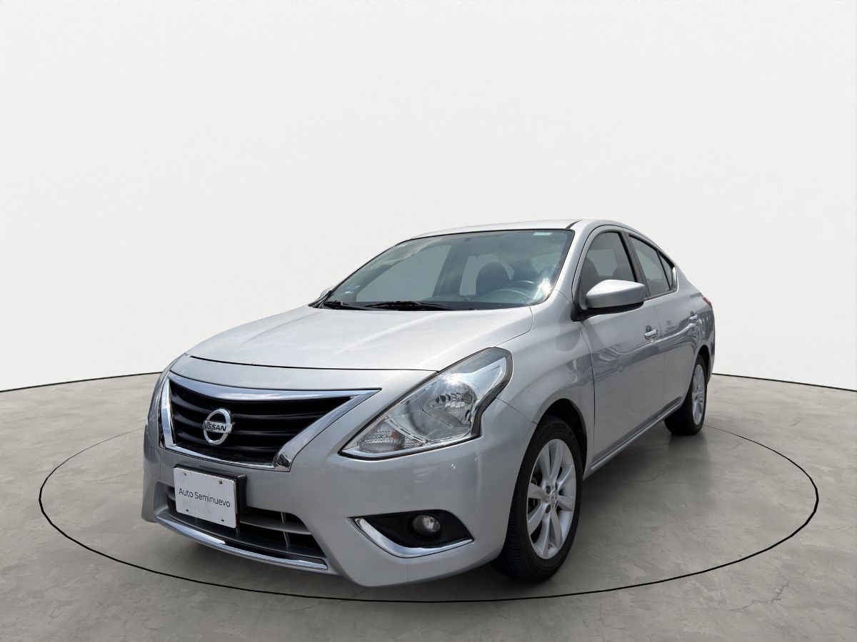 2015 Nissan Versa 4p Advance L4/1.6 Aut