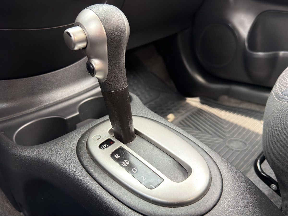 2015 Nissan Versa 4p Advance L4/1.6 Aut