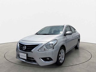 2015 Nissan Versa 4p Advance L4/1.6 Aut
