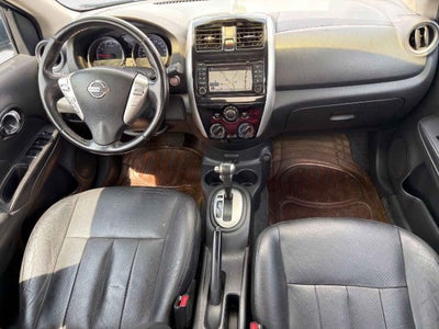 2017 Nissan Versa 4p Exclusive L4/1.6 Aut