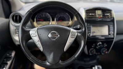 2017 Nissan Versa 4p Exclusive L4/1.6 Aut