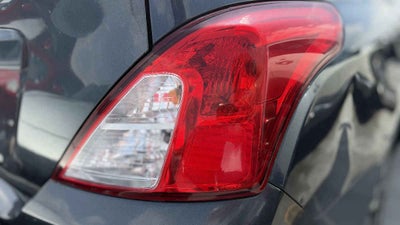 2017 Nissan Versa 4p Exclusive L4/1.6 Aut