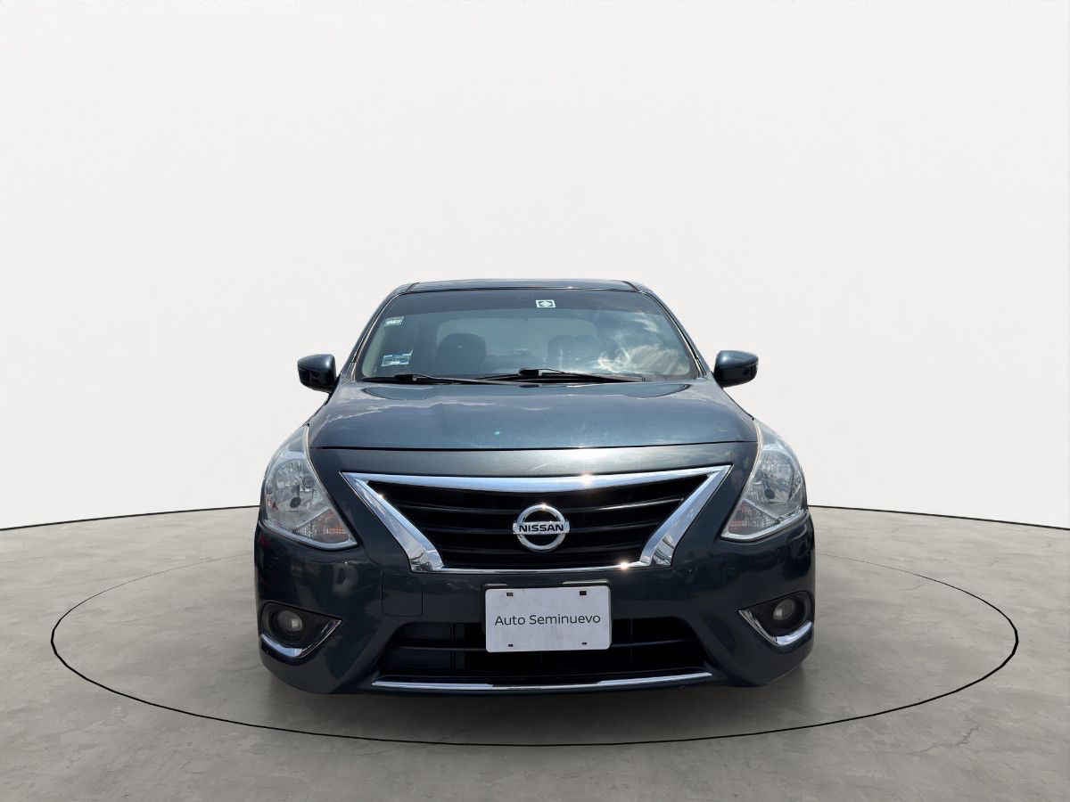 2017 Nissan Versa 4p Exclusive L4/1.6 Aut