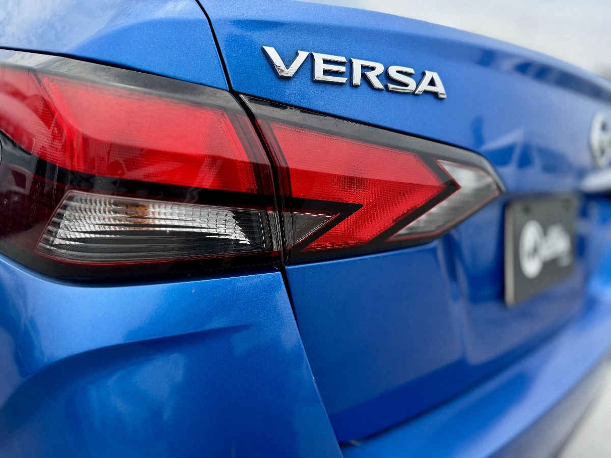 2022 Nissan Versa 4p Sense L4/1.6 Man