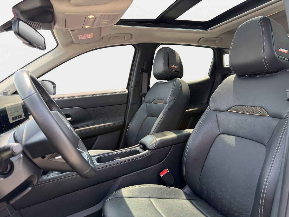 2025 Nissan Kicks 5p Platinum L4/2.0 Aut
