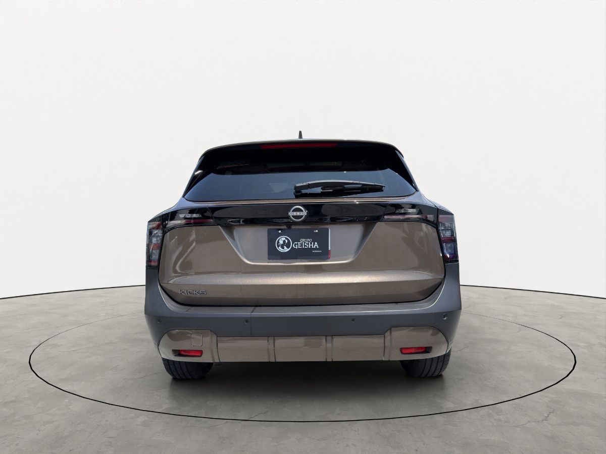 2025 Nissan Kicks 5p Platinum L4/2.0 Aut