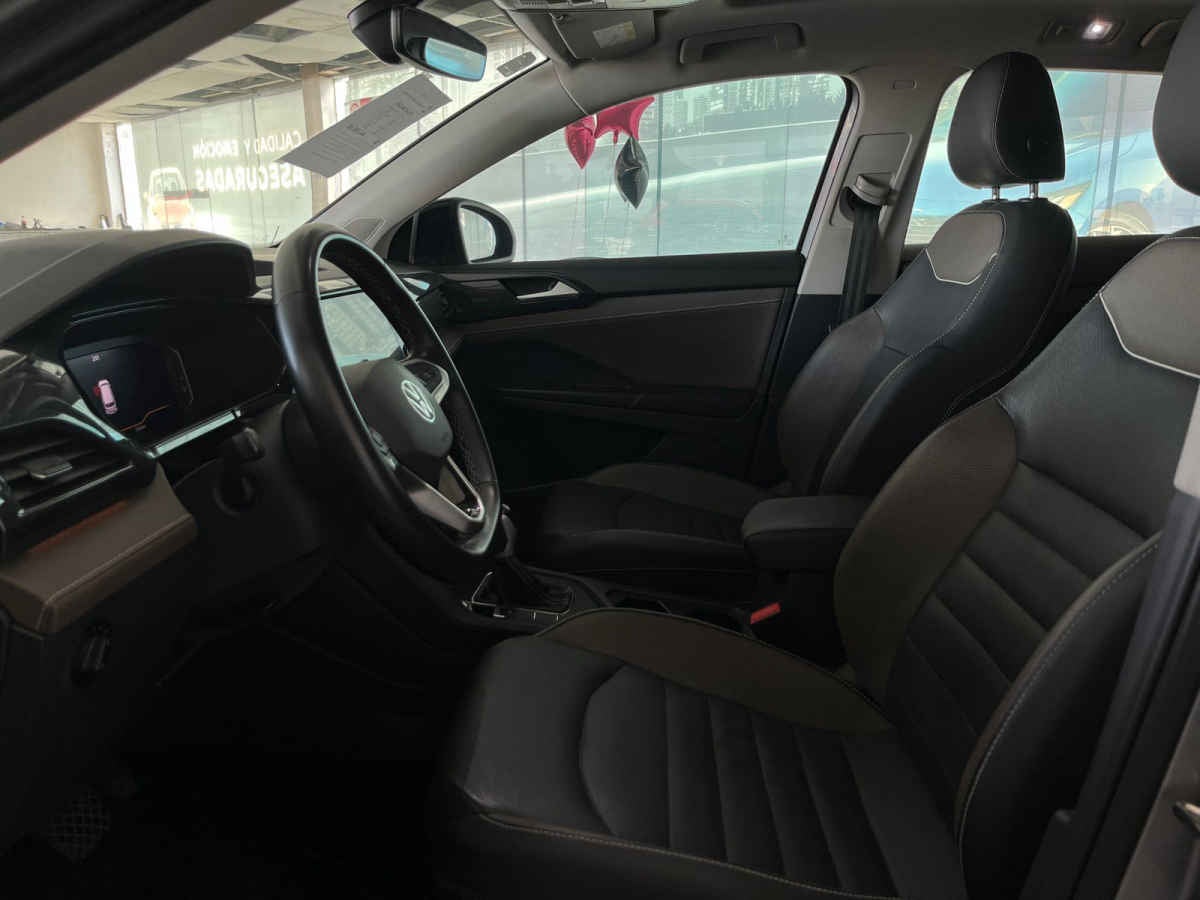 2023 Volkswagen Taos 5p Highline L4/1.4/T Aut