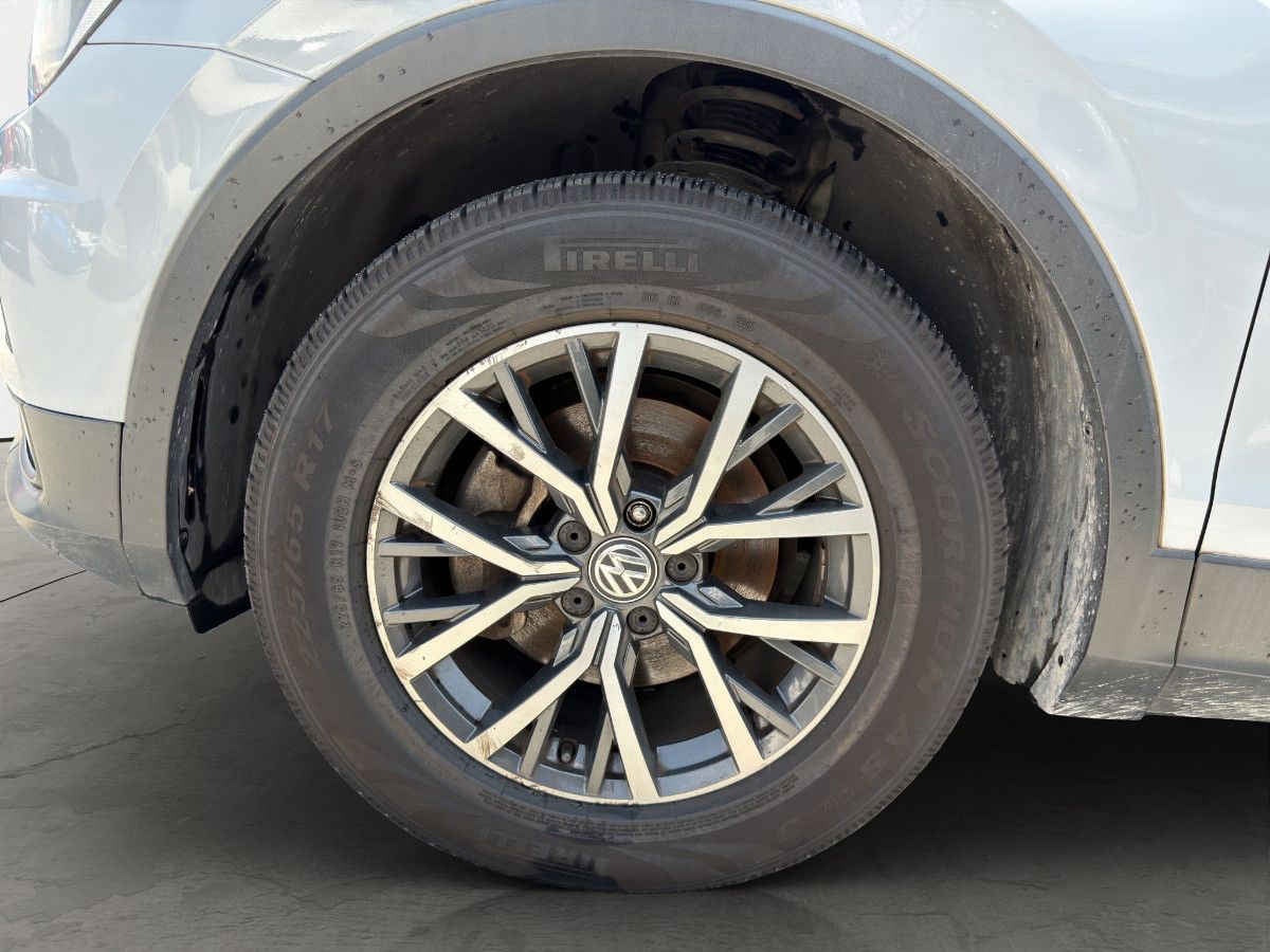 2018 Volkswagen Tiguan 5p Comfortline L4/1.4/T Aut 7 Pas