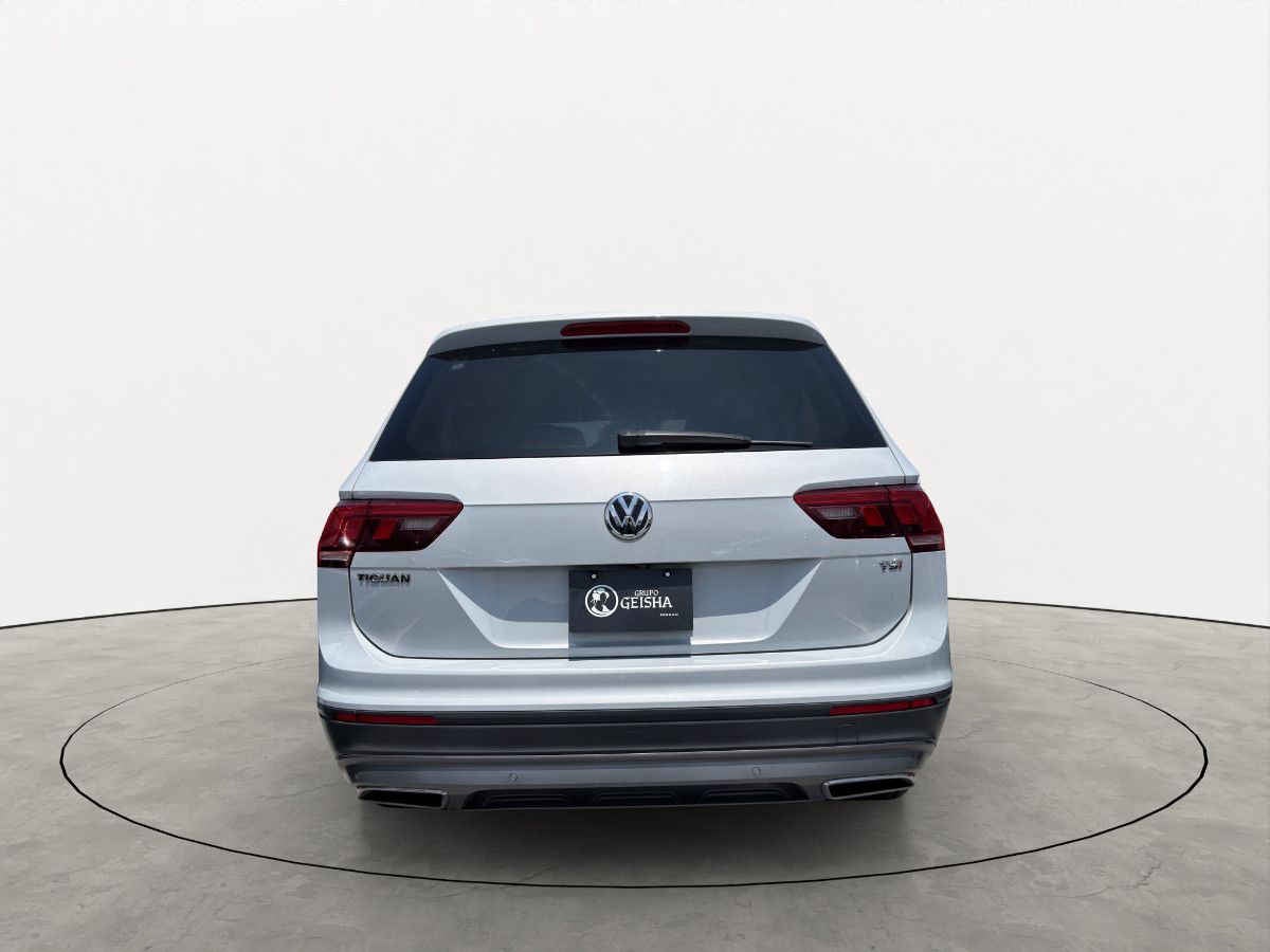 2018 Volkswagen Tiguan 5p Comfortline L4/1.4/T Aut 7 Pas