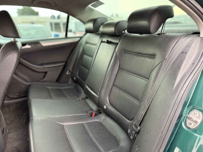 2017 Volkswagen Jetta 4p Sportline L5/2.5 Aut