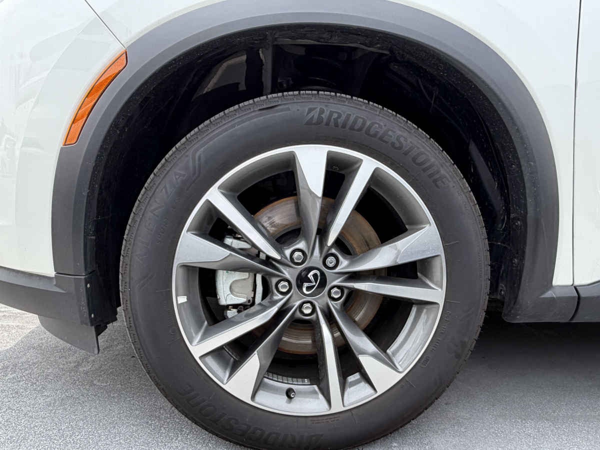 2025 INFINITI QX60 5p QX60 Luxe V6/3.5 Aut