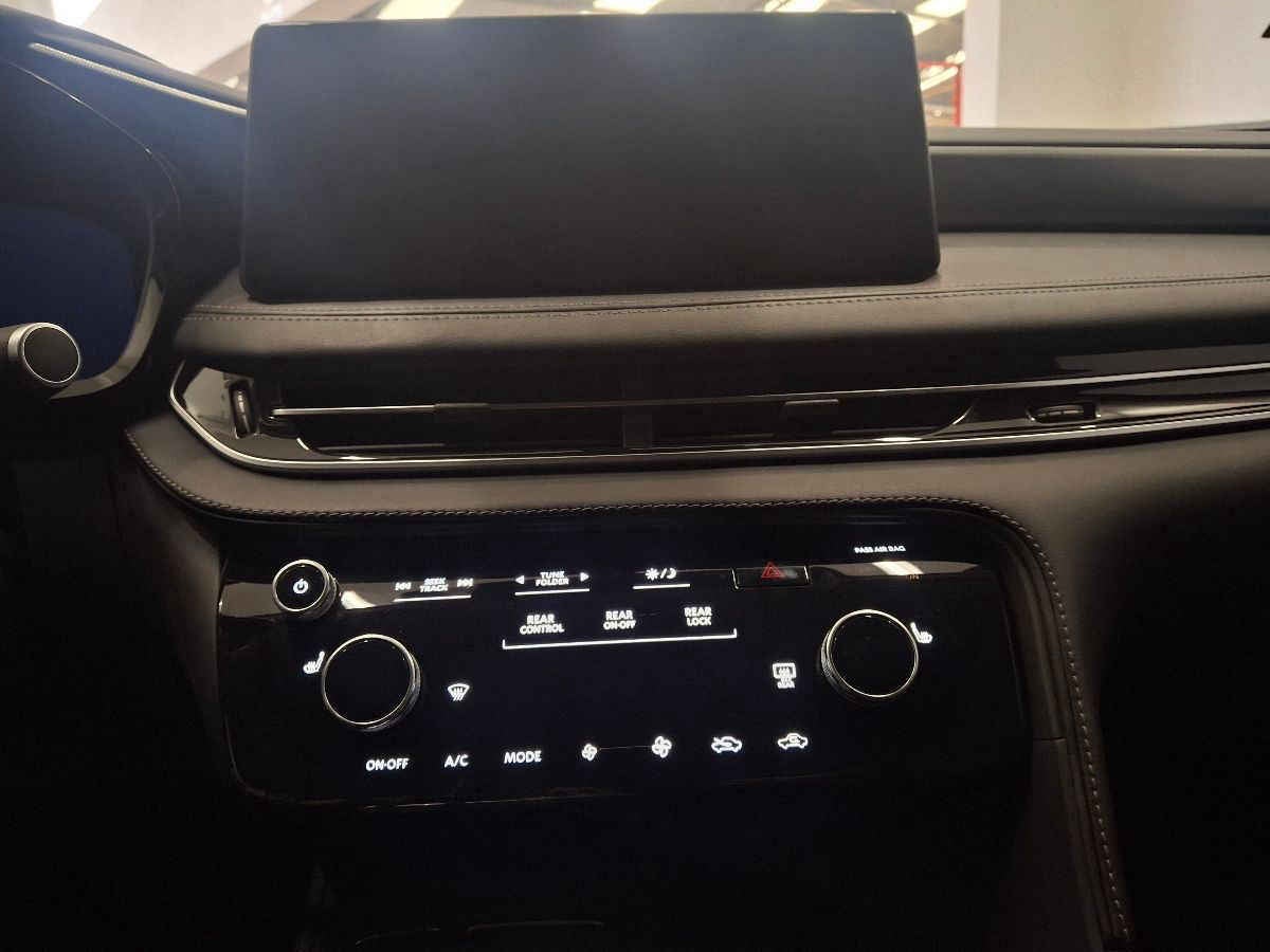 2024 INFINITI QX60 5p QX60 Luxe V6/3.5 Aut