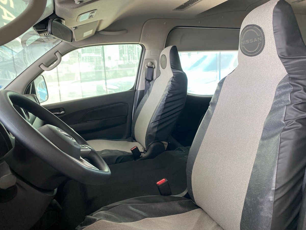 2024 Nissan Urvan 4p Amplia L4/2.5 Man