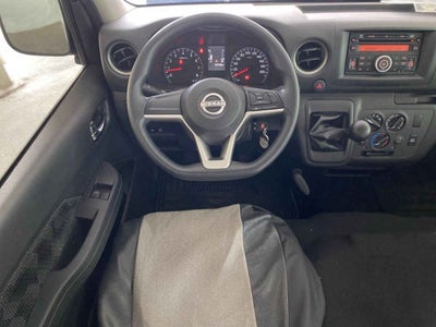 2024 Nissan Urvan 4p Amplia L4/2.5 Man