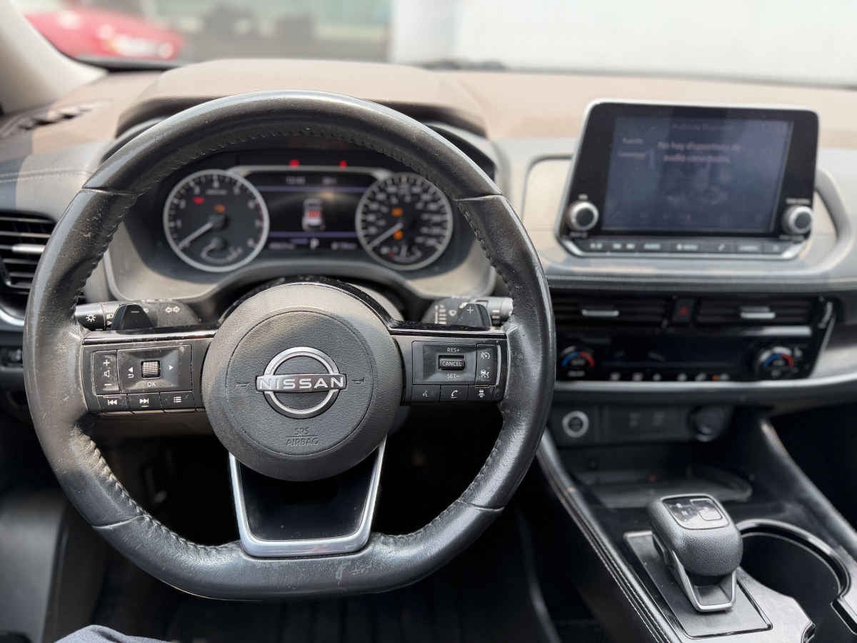 2023 Nissan X-Trail 5p Exclusive 2 Row L4/2.5 Aut