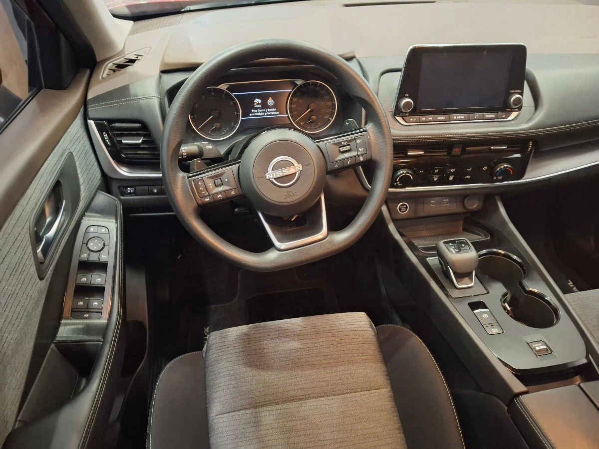 2024 Nissan X-Trail 5p Advance 2 Row L4/2.5 Aut