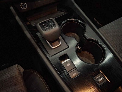 2024 Nissan X-Trail 5p Advance 2 Row L4/2.5 Aut