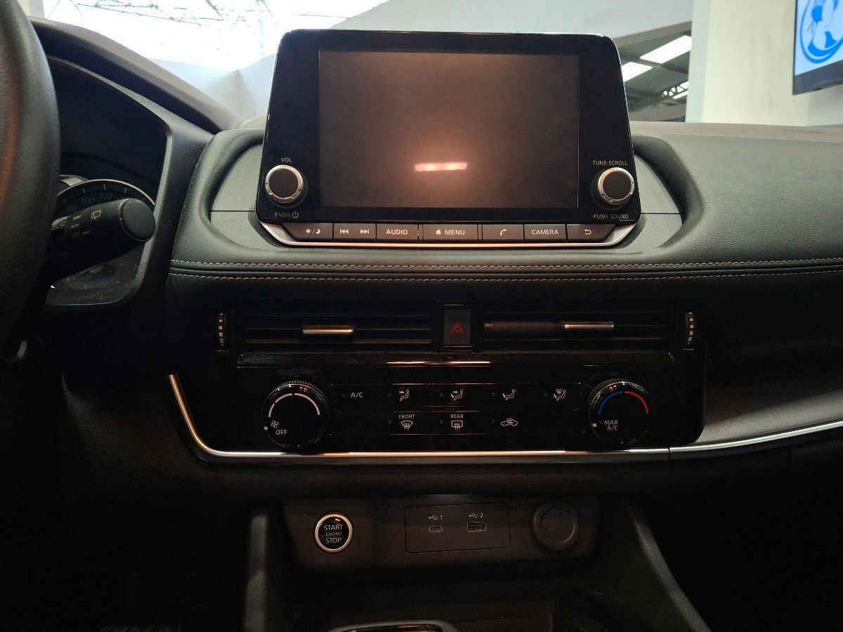 2024 Nissan X-Trail 5p Advance 2 Row L4/2.5 Aut