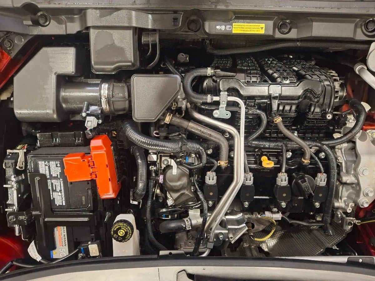 2024 Nissan X-Trail 5p Advance 2 Row L4/2.5 Aut