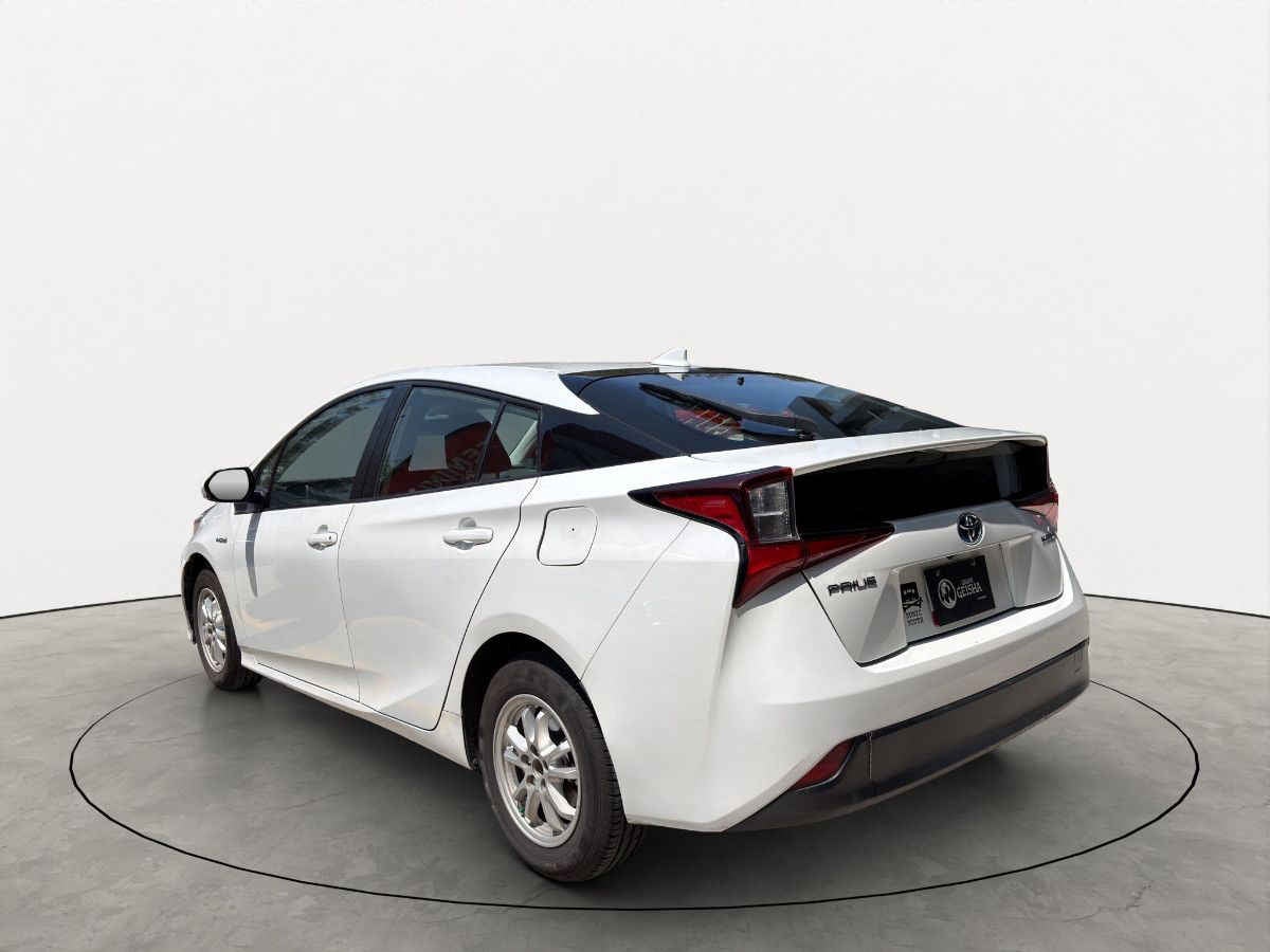 2022 Toyota Prius 5p Premium SR HEV L4/1.8 Aut