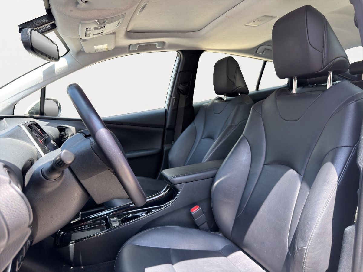 2022 Toyota Prius 5p Premium SR HEV L4/1.8 Aut