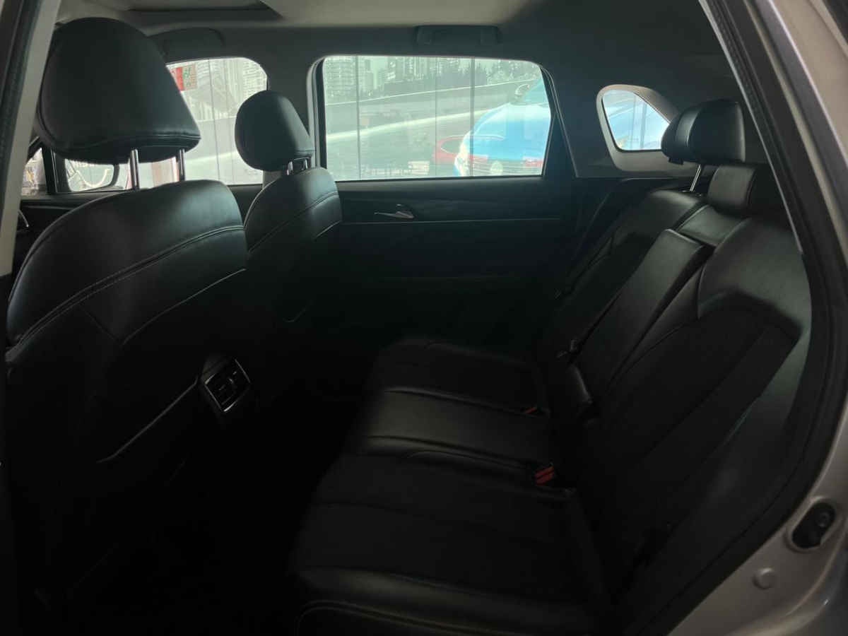 2022 Dodge Journey 5p SXT L4/1.5/T Aut