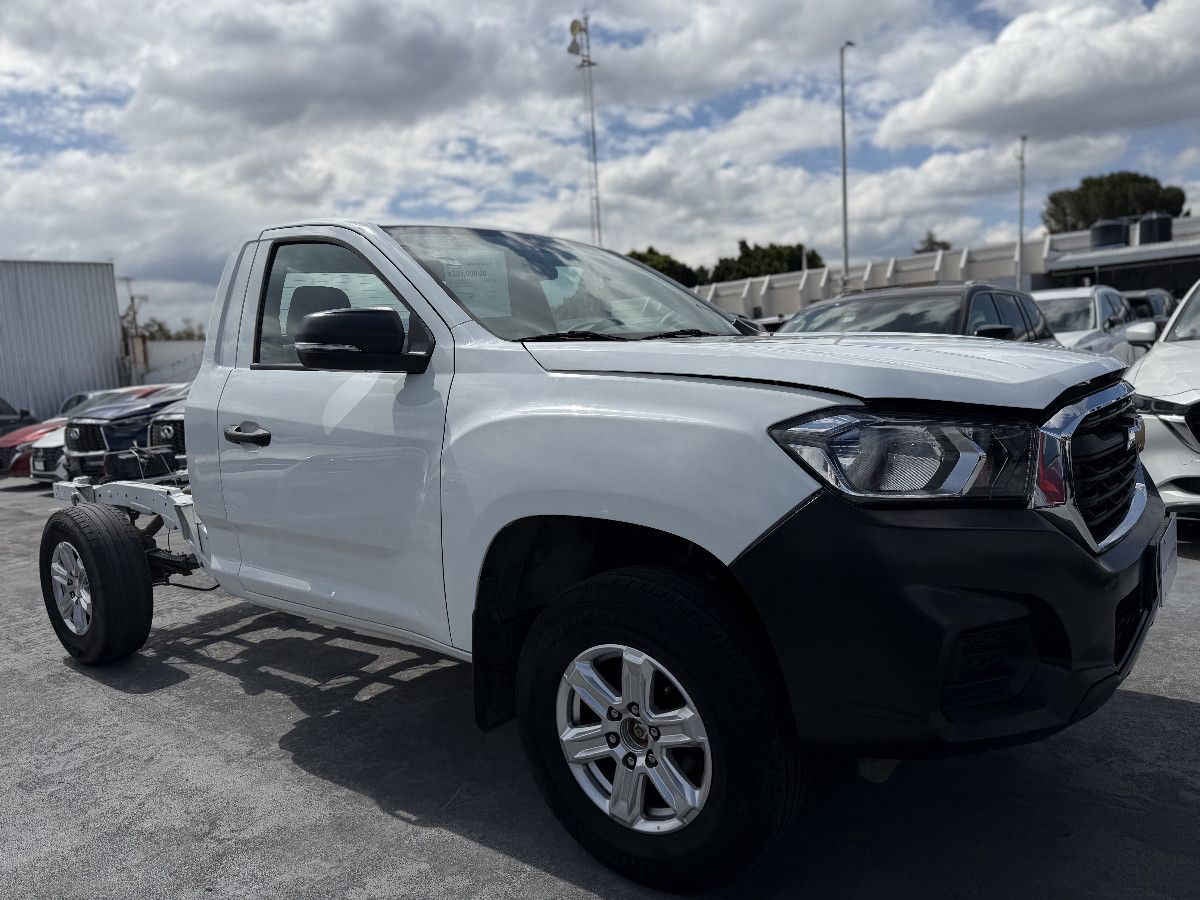 2023 Chevrolet S-10 Max 2p Chasis Cabina 2.4L TM6 a/ac Ra-16