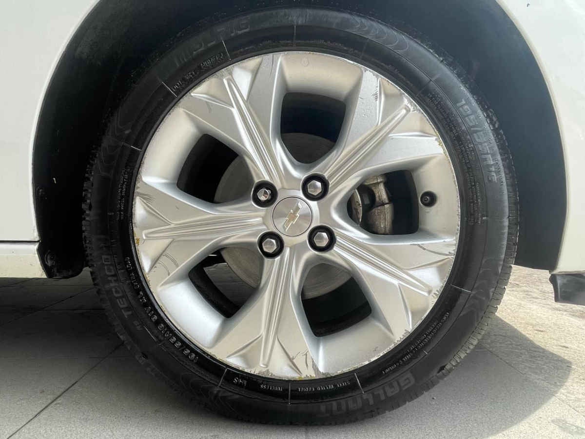 2023 Chevrolet Onix 4p Premier Red Line L3/1.2/T Aut