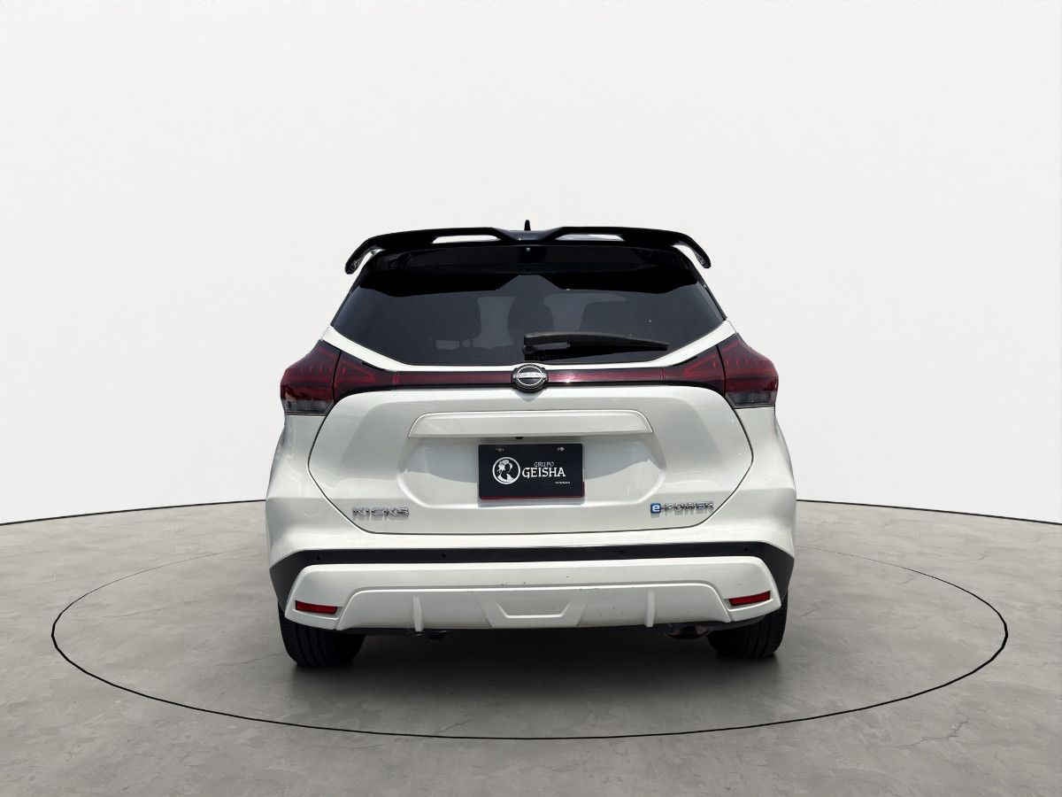 2024 Nissan Kicks 5p Platinum e-Power HEV L3/1.2 Aut