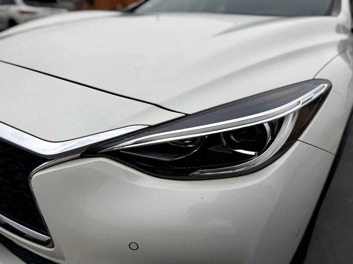 2019 INFINITI QX30 5p Qx30 Sport L4/2.0/T Aut
