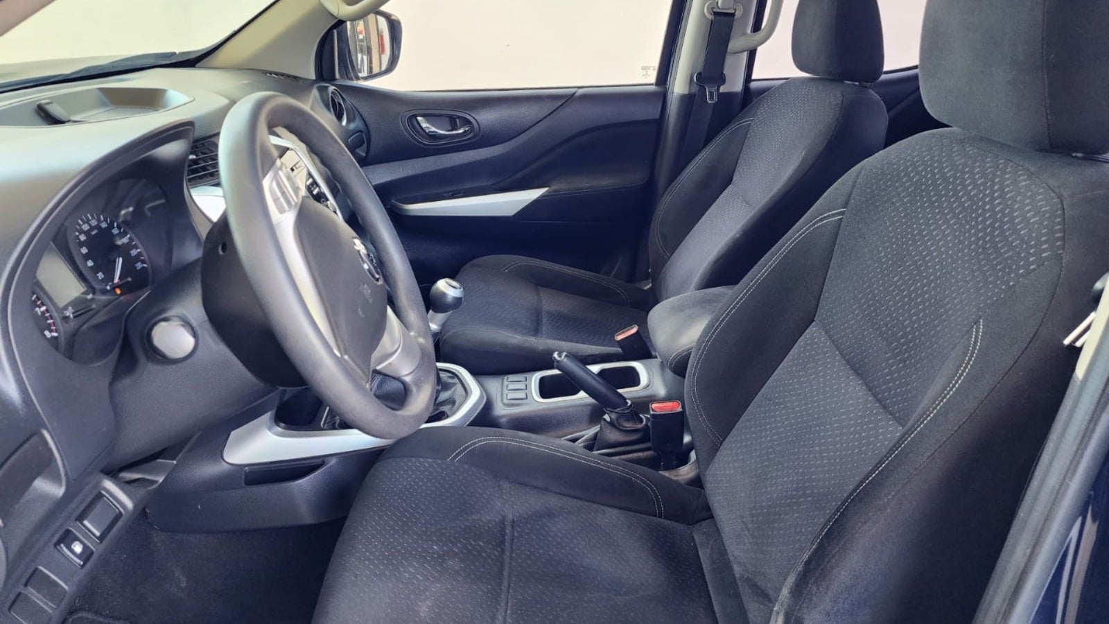 2019 Nissan FRONTIER 4 PTS LE L4 25L TM6 AAC VE ESTRIBOS RA-16