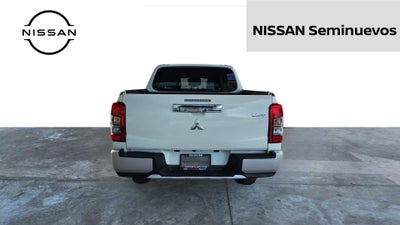 2023 Mitsubishi L200 4 PTS GLX CABINA DOBLE 24TD TM5 4X4