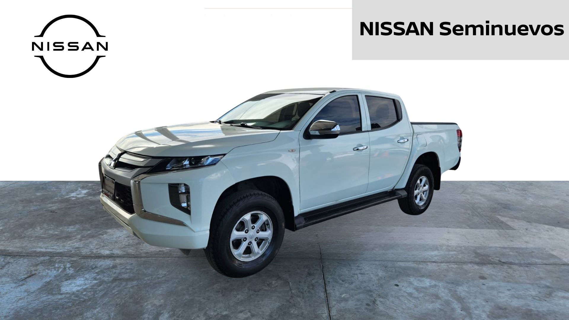 2023 Mitsubishi L200 4 PTS GLX CABINA DOBLE 24TD TM5 4X4