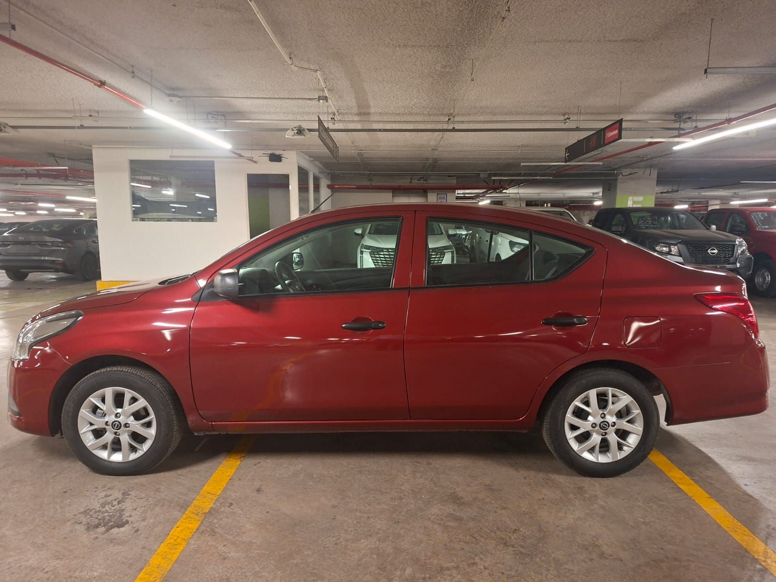 2024 Nissan V-Drive 1.6 A/C  Mt
