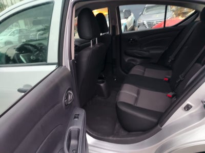 2025 Nissan V-Drive 1.6 A/C  Mt