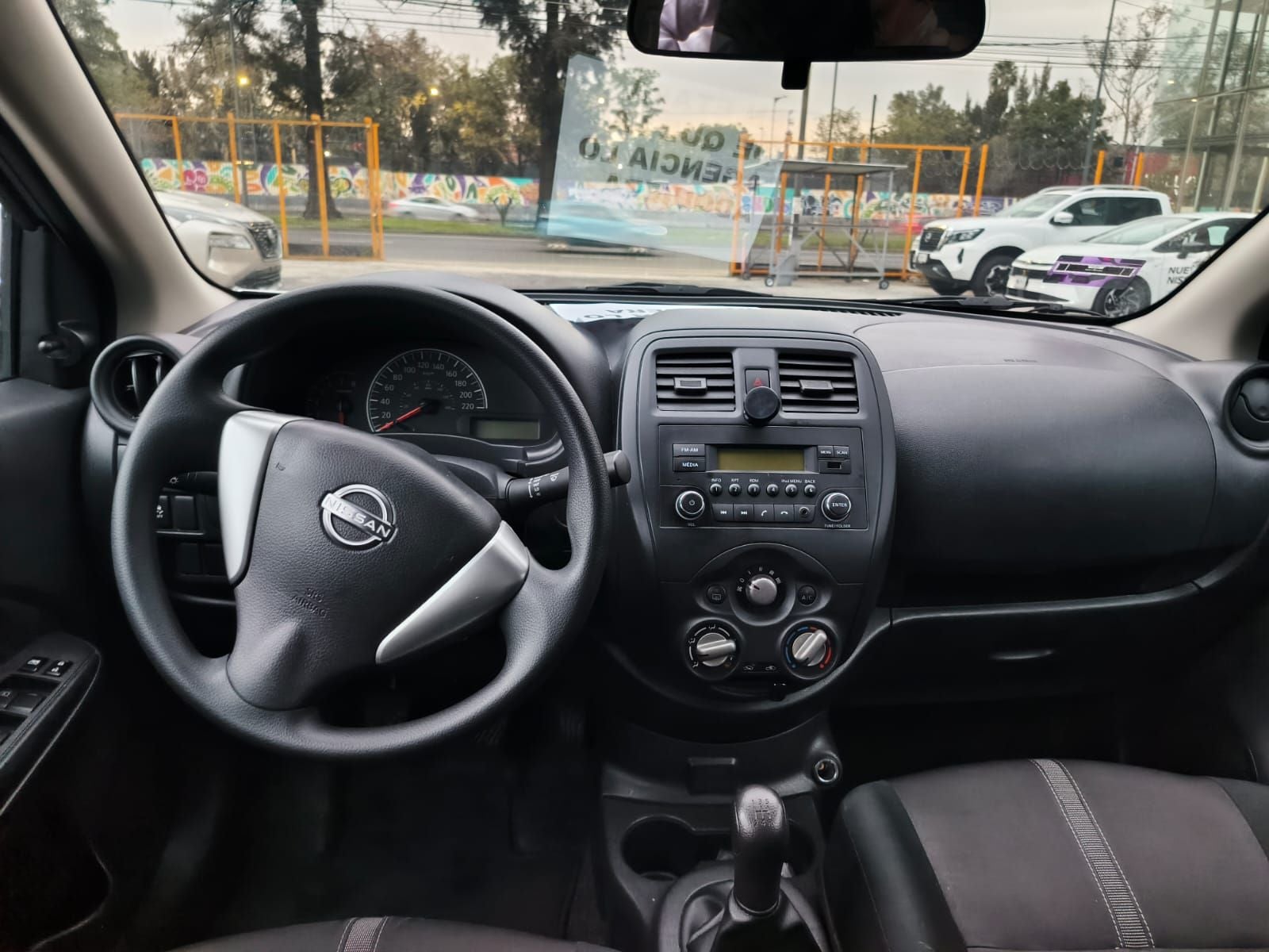 2025 Nissan V-Drive 1.6 A/C  Mt