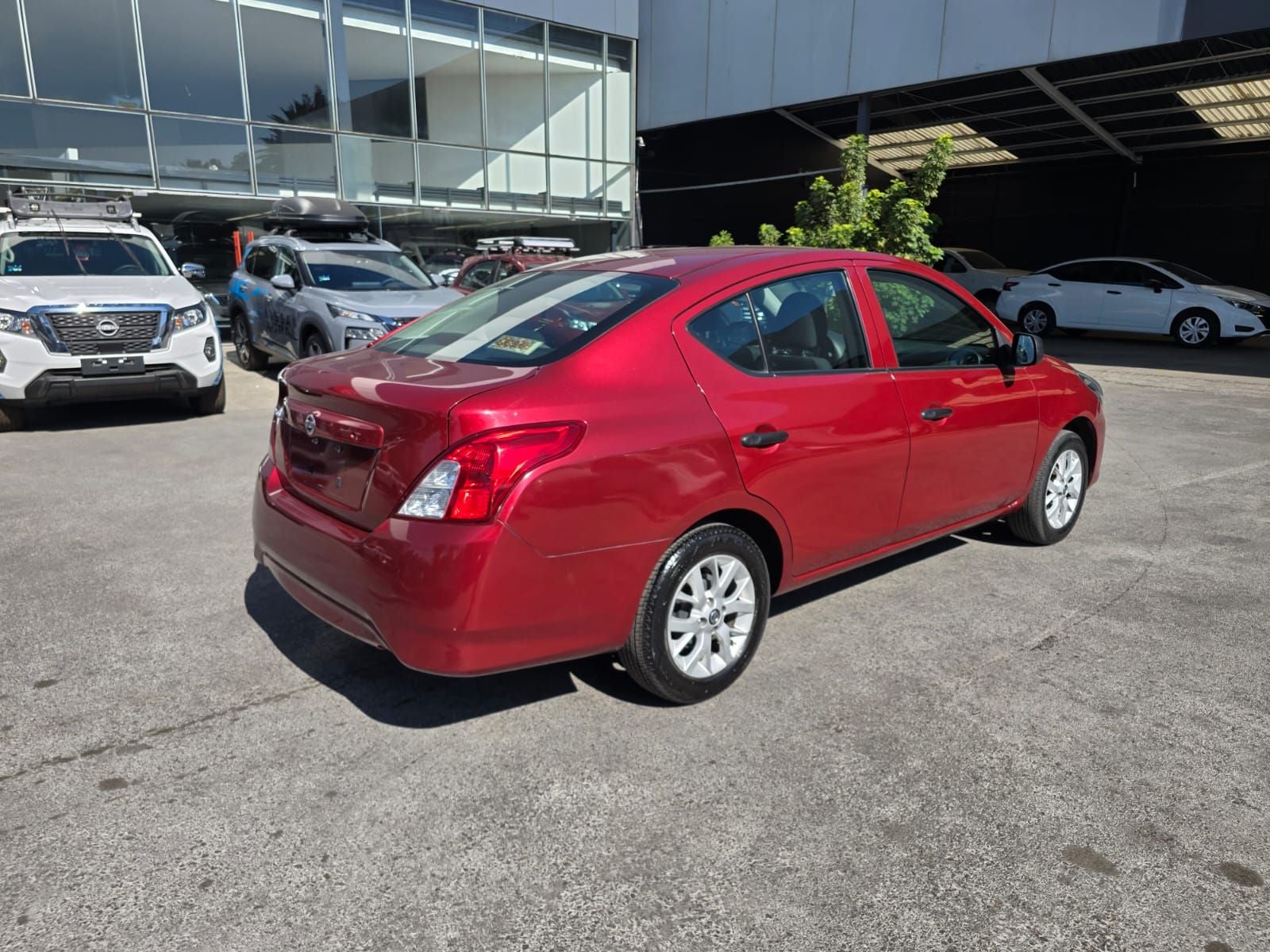 2022 Nissan V-Drive 1.6 A/C  Mt