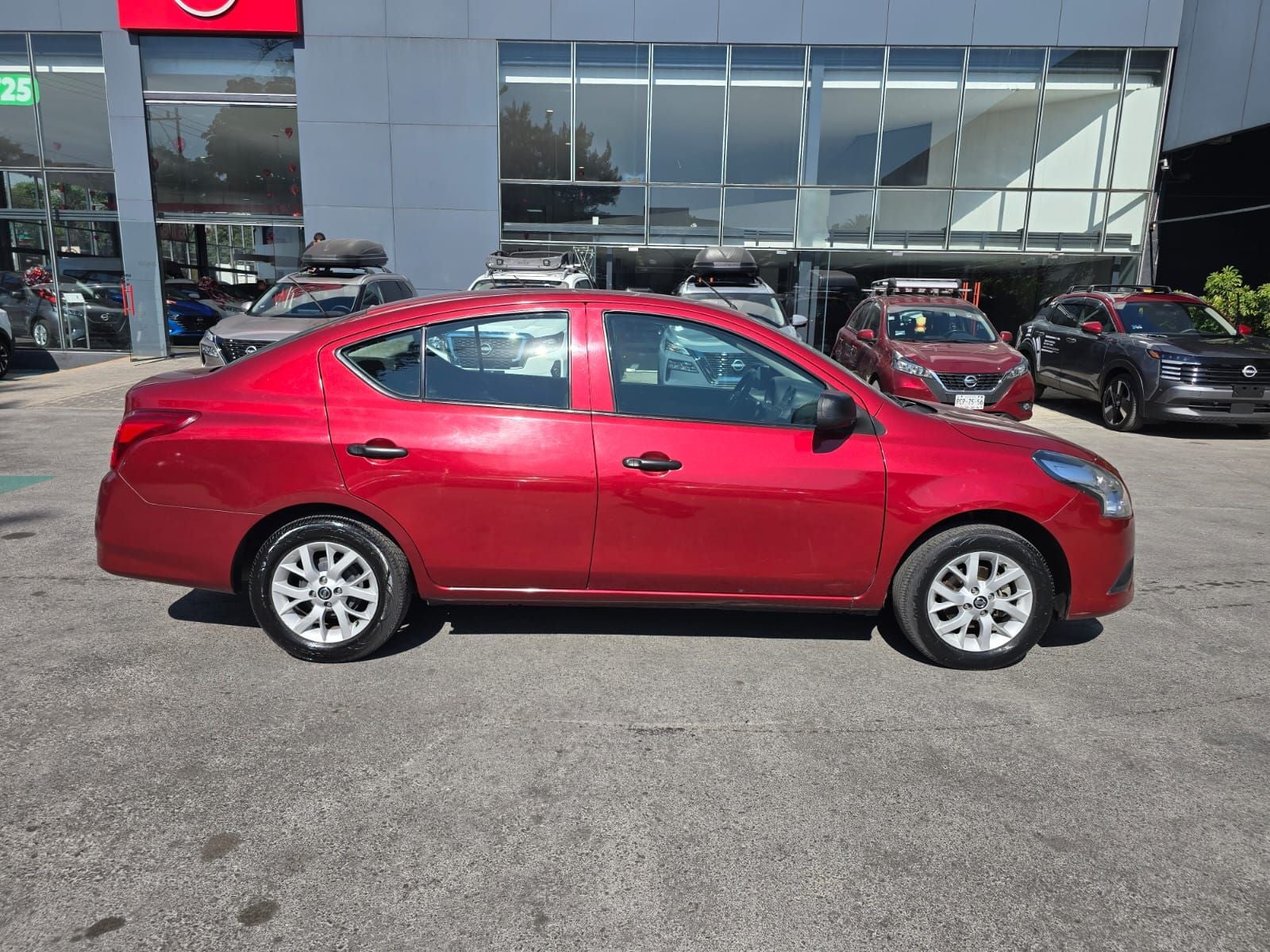 2022 Nissan V-Drive 1.6 A/C  Mt