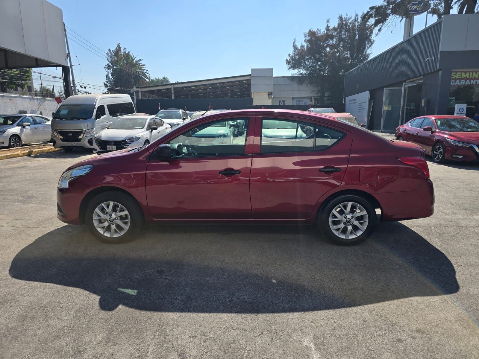 2022 Nissan V-Drive 1.6 A/C  Mt