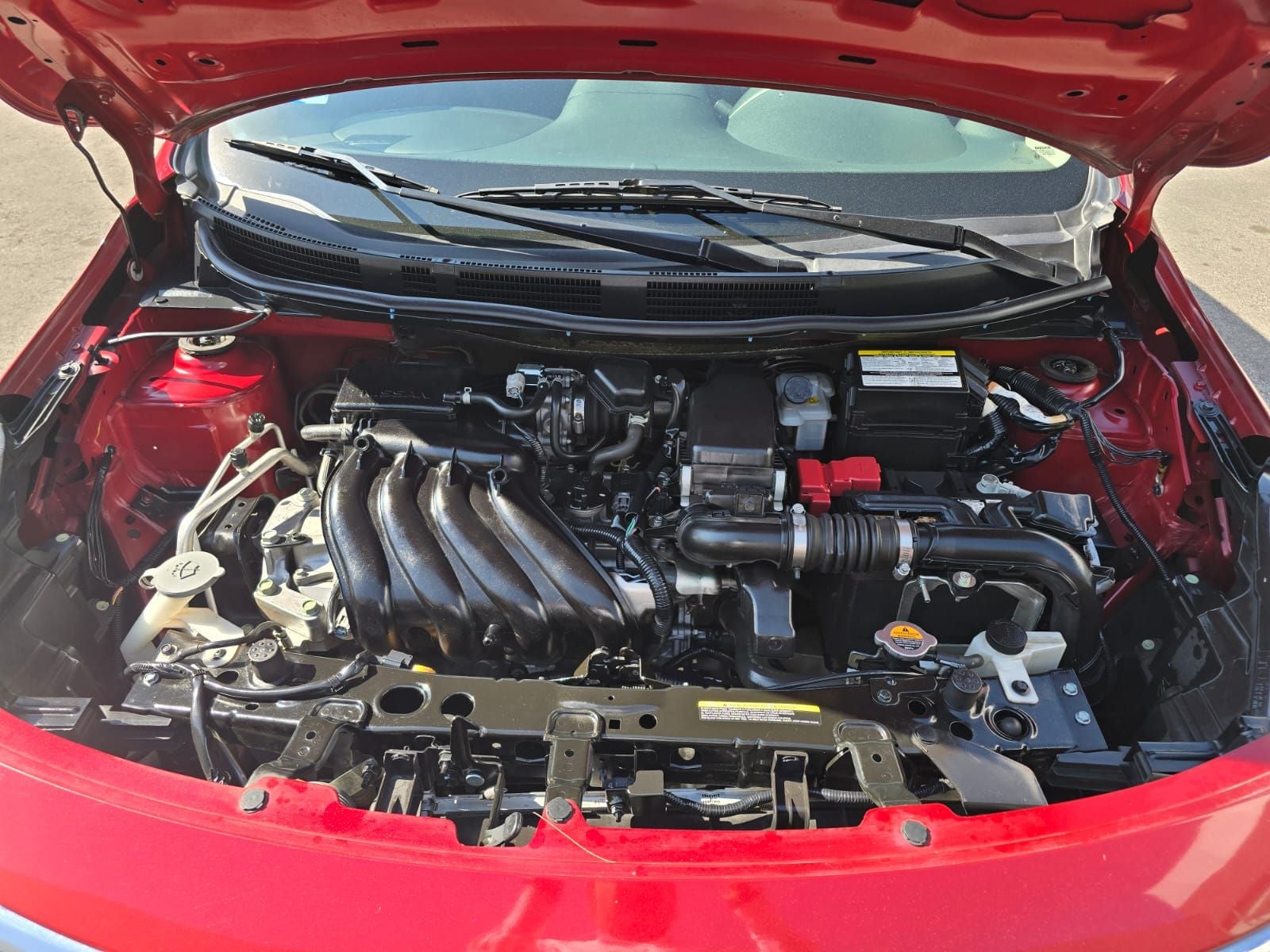 2022 Nissan V-Drive 1.6 A/C  Mt