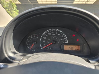 2022 Nissan V-Drive 1.6 A/C  Mt