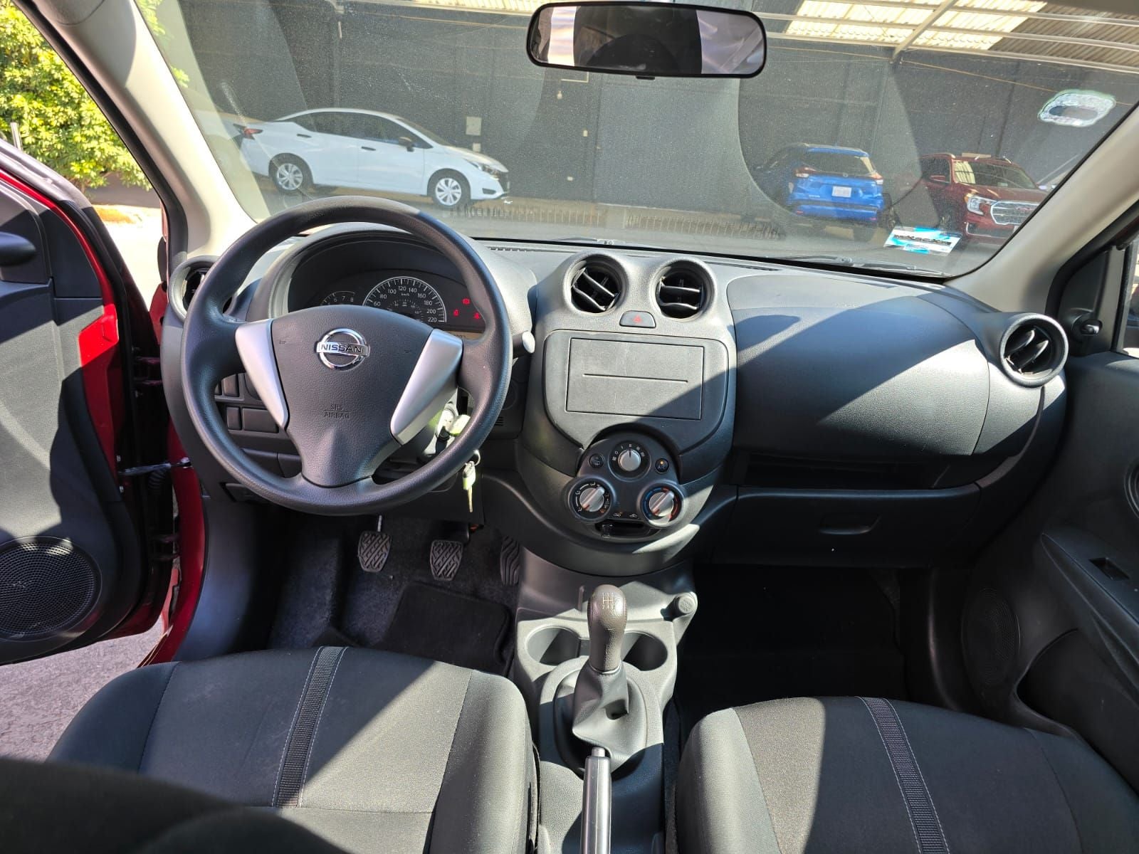 2022 Nissan V-Drive 1.6 A/C  Mt