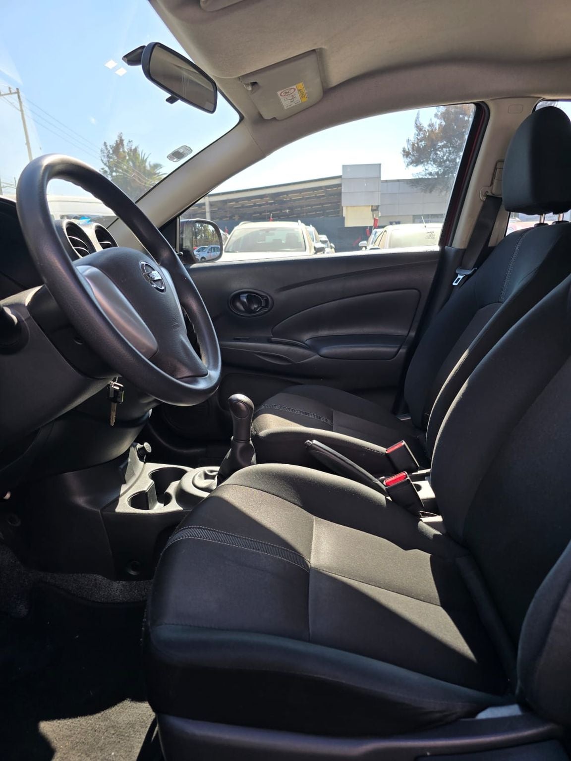 2022 Nissan V-Drive 1.6 A/C  Mt