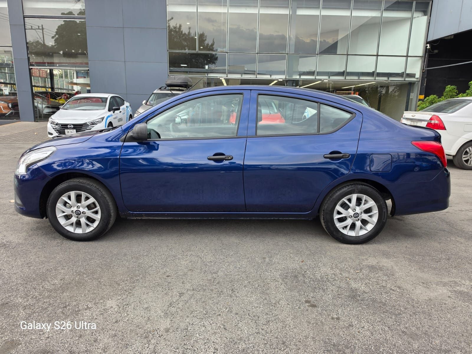 2024 Nissan V-Drive 1.6 A/C  Mt