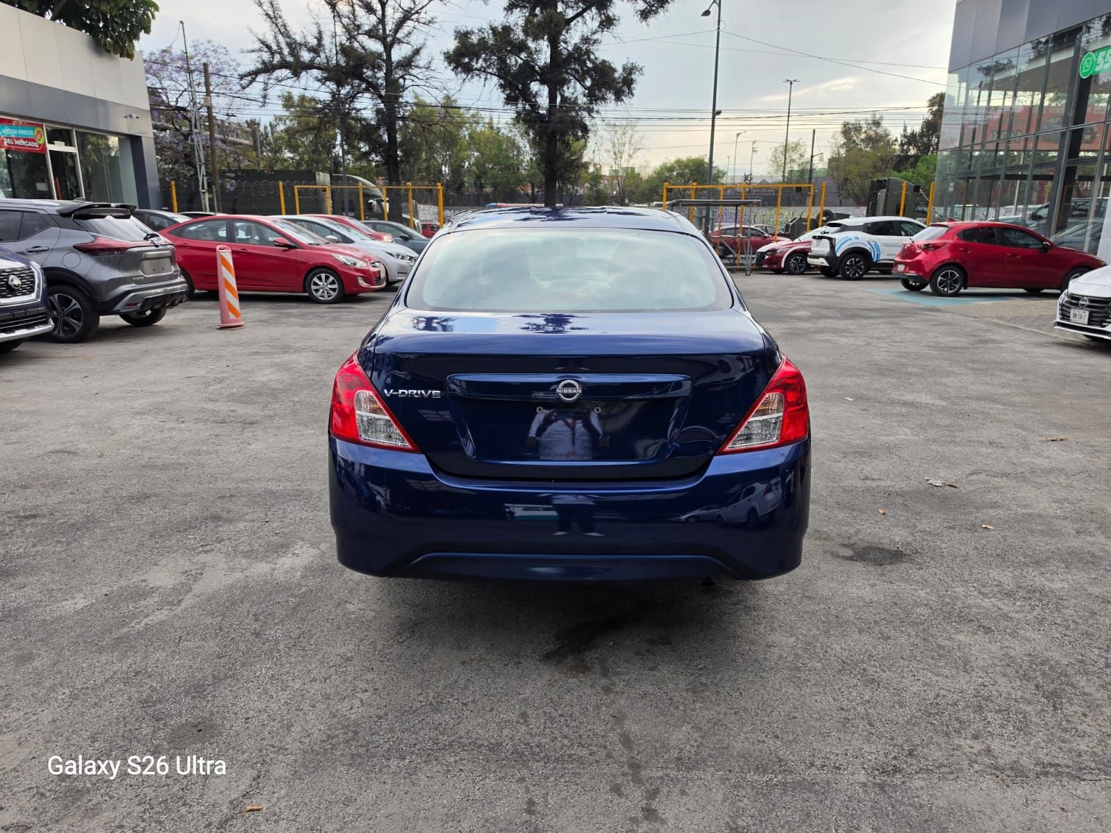 2024 Nissan V-Drive 1.6 A/C  Mt