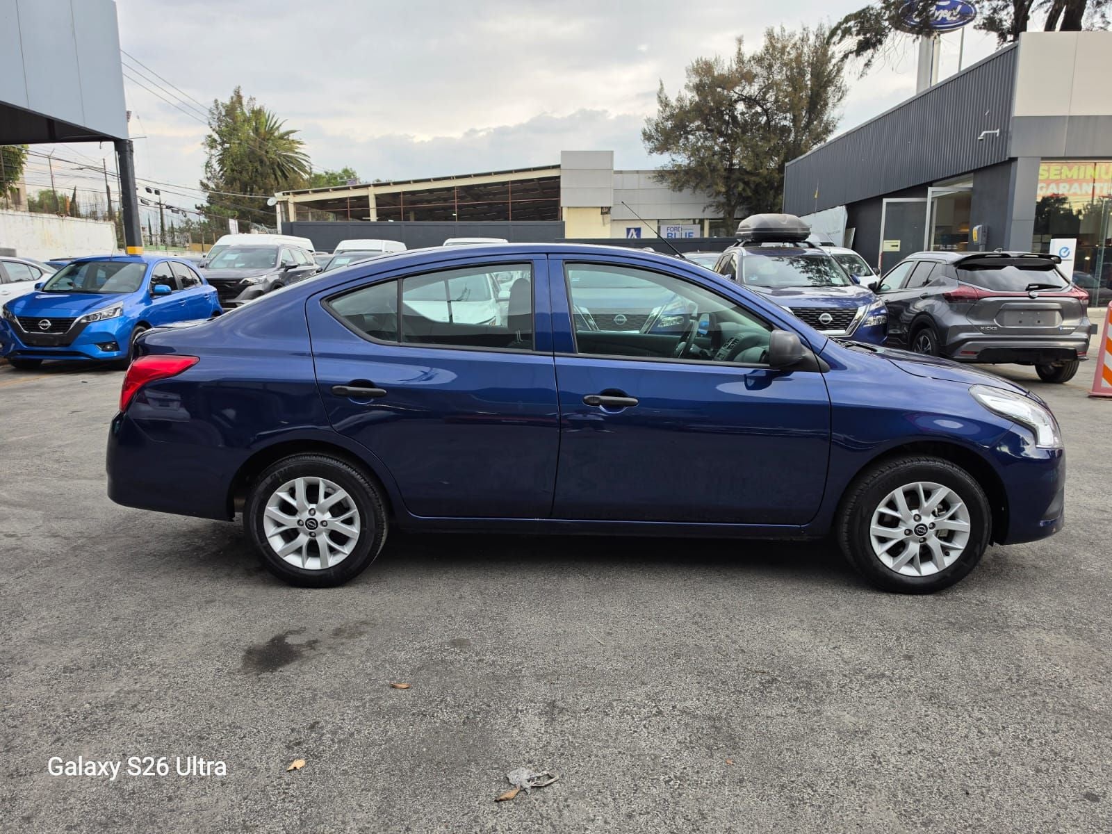 2024 Nissan V-Drive 1.6 A/C  Mt